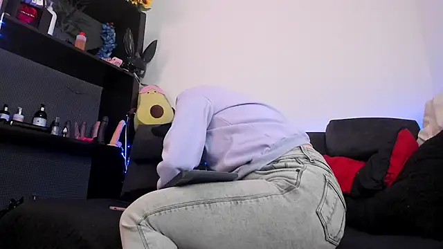 ItsAmara online show from April 2026 12:57:01 AM