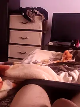 JoyousArray85 online show from April 2026 01:41:01 PM