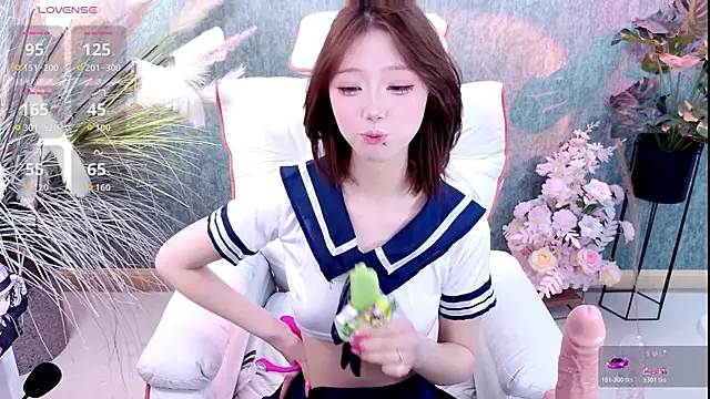 ZoeLily2026 online show from April 2026 05:49:01 AM