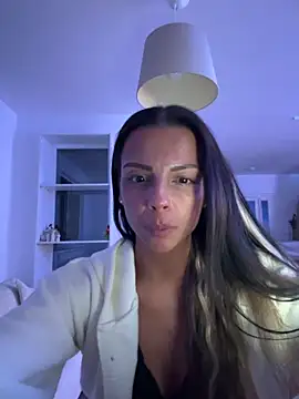 Snapshot of SweetLillySugar chatting on March 2026 10:13:01 PM SweetLillySugar online show from March 2026 10:13:01 PM
