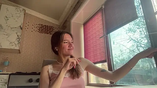 Lili Kilian online show from April 2026 12:13:01 PM