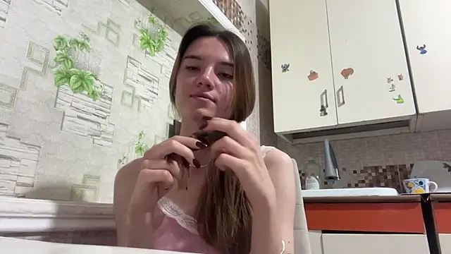 Lili Kilian online show from April 2026 02:09:01 PM