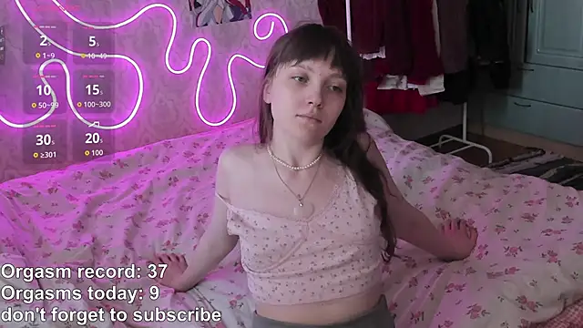 RileyNymph online show from April 2026 03:17:01 AM