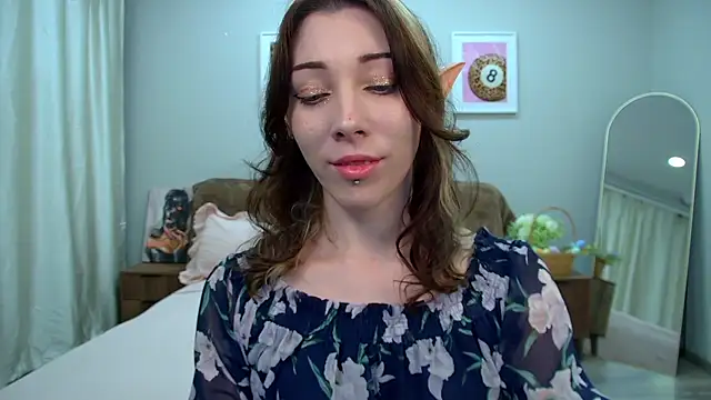 LeilaTaylors online show from April 2026 06:20:01 PM