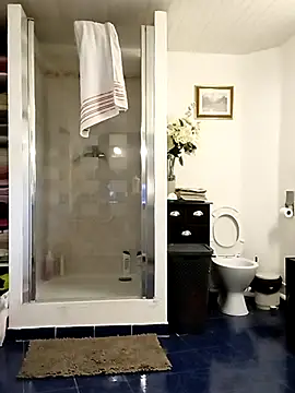 stephie83 online show from March 2026 04:56:02 PM