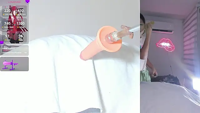 Bella Donne  online show from April 2026 05:01:02 PM