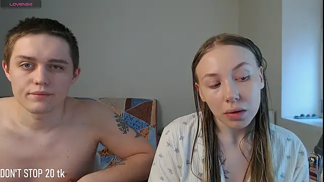MikeXEmilia online show from May 2026 07:37:02 AM