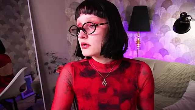 Velvet Lily online show from March 2026 08:42:01 PM