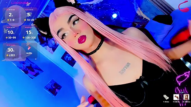 blonde queen- online show from April 2026 07:26:01 PM