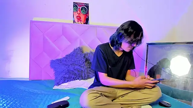 Noire boy online show from April 2026 02:05:01 AM