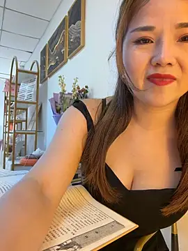 Xiaoxiao-y online show from April 2026 06:29:02 AM