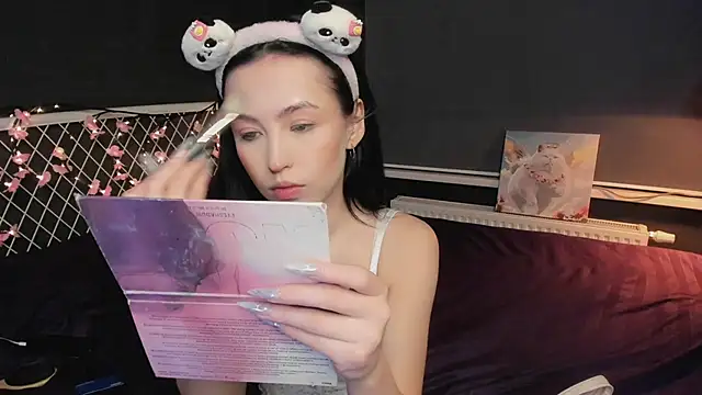 lizaa breeze online show from March 2026 05:05:01 PM