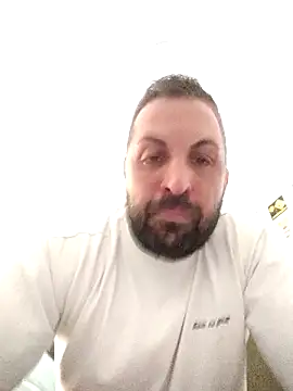 Snapshot of Bennygerner1991 chatting on April 2026 02:11:01 PM Bennygerner1991 online show from April 2026 02:11:01 PM