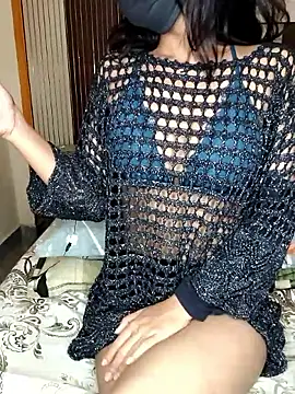 18riyaa online show from April 2026 01:36:01 AM