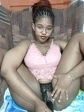 Hotsexyberry222 online show from April 2026 05:58:02 PM