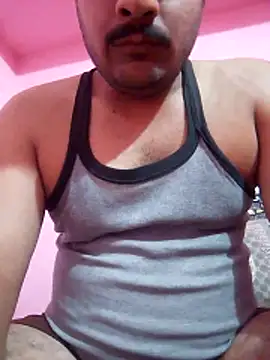 Decentlover67 online show from April 2026 04:10:02 PM