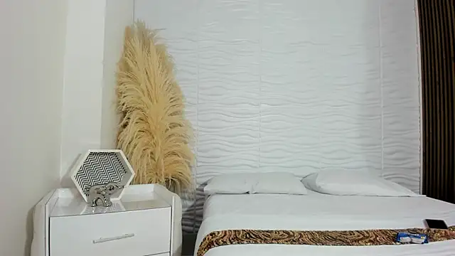 AlondraSoomer online show from April 2026 04:13:02 AM