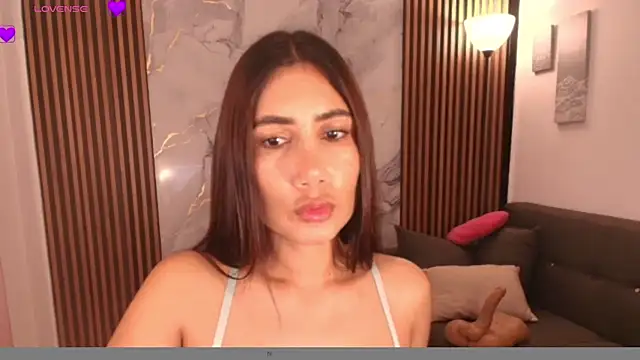 LucyBecker online show from April 2026 06:05:01 PM