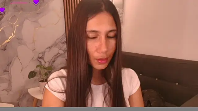 LucyBecker online show from April 2026 10:12:02 PM