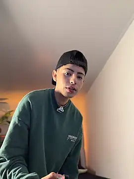 SebastianReed  online show from April 2026 04:44:02 AM