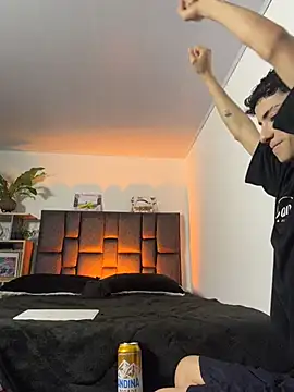 SebastianReed  online show from April 2026 04:19:01 AM