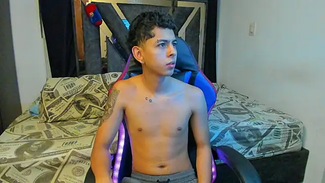 NohaDrake online show from March 2026 03:55:01 AM