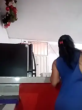 ZayaNova online show from April 2026 12:39:01 PM