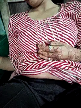 model seela online show from April 2026 04:33:01 PM