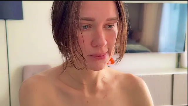 Nicolekira online show from April 2026 09:21:02 AM