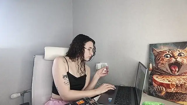 LaritaTocchio online show from March 2026 08:06:01 AM