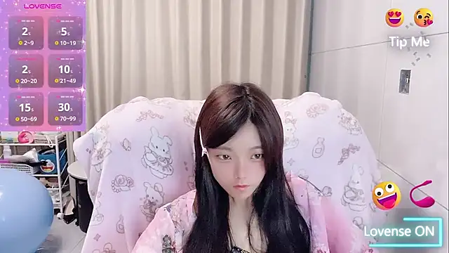Snapshot of Puting_q chatting on April 2026 05:30:01 AM Puting q online show from April 2026 05:30:01 AM