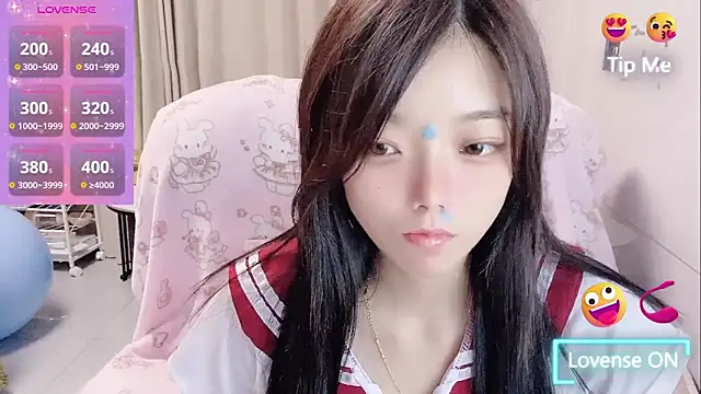 Snapshot of Puting_q chatting on May 2026 01:38:02 PM Puting q online show from May 2026 01:38:02 PM