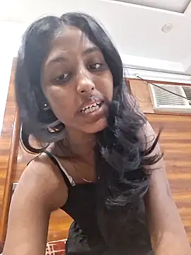 Pari lovers online show from March 2026 10:22:01 PM