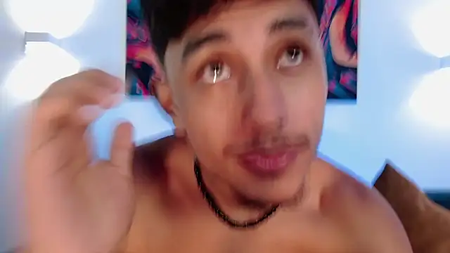 Vezzx online show from April 2026 06:41:01 PM