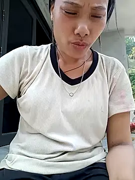 Leiley 98 online show from April 2026 02:55:01 AM