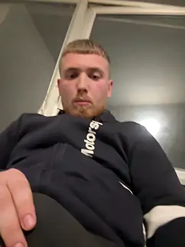 Mali133728 online show from April 2026 09:39:01 PM