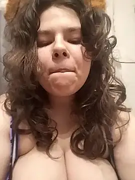 Oksa FoxFire online show from March 2026 04:28:02 PM