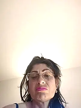 Taniafirelux online show from March 2026 08:30:01 PM