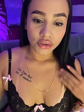 Snapshot of AlisonBeltran1 chatting on April 2026 05:03:01 AM AlisonBeltran1 online show from April 2026 05:03:01 AM