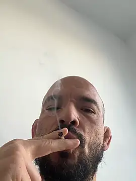 Snapshot of Rafael23cmSP chatting on July 2026 02:30:01 PM Rafael23cmSP online show from July 2026 02:30:01 PM