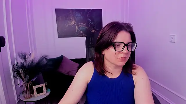 AmeliaDateri online show from March 2026 07:24:02 PM