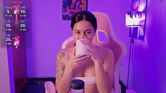 Oliviasims online show from April 2026 01:25:01 AM