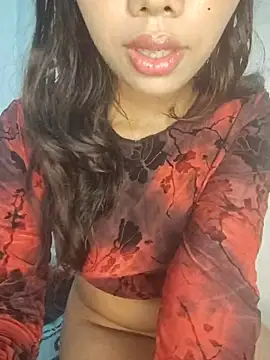 Snapshot of Candyy_crushh chatting on June 2026 07:02:02 PM Candyy crushh online show from June 2026 07:02:02 PM