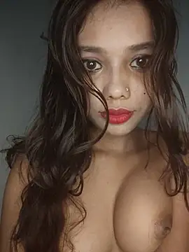 Snapshot of Candyy_crushh chatting on June 2026 07:34:02 PM Candyy crushh online show from June 2026 07:34:02 PM