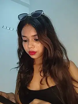Snapshot of Candyy_crushh chatting on June 2026 03:31:02 AM Candyy crushh online show from June 2026 03:31:02 AM