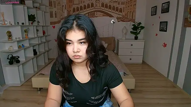 AlicaMayer online show from March 2026 12:31:02 PM