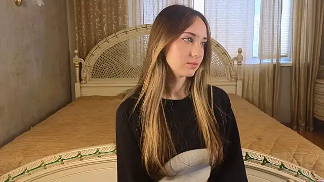 AlinaGach online show from April 2026 03:54:02 AM