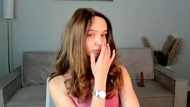 Sofa Vleifo online show from April 2026 01:08:01 AM