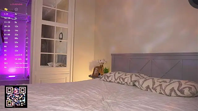 MarieCalligaro online show from April 2026 05:34:01 PM