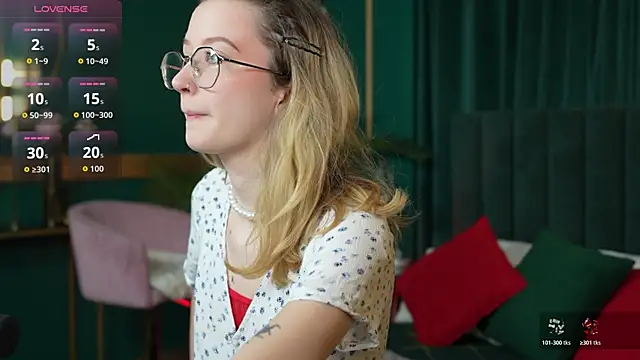 AmelieViolet online show from April 2026 03:10:02 AM